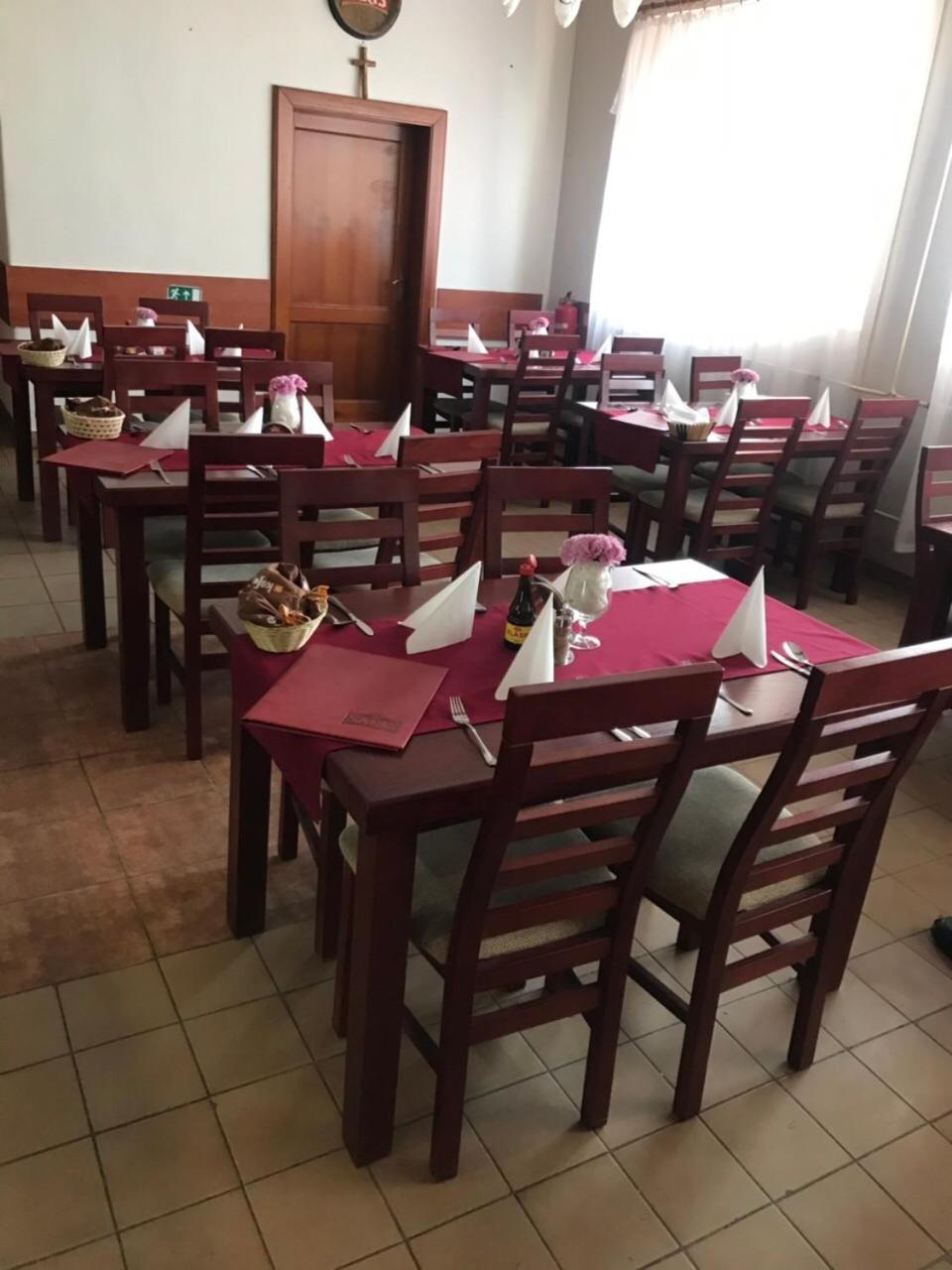 Hotel U Ferka Lemesany Esterno foto